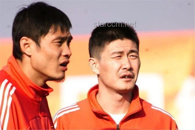 范志毅视角：如何应对国足教练的挑战与舆论